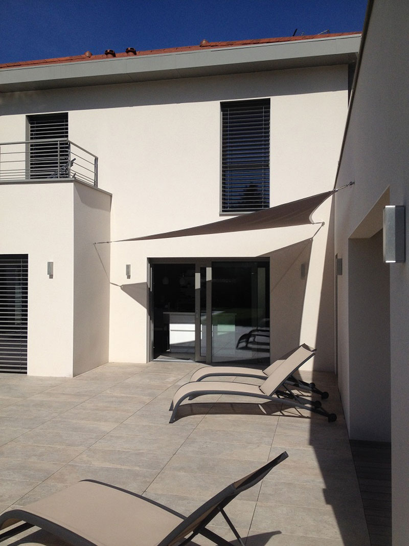 Stores voile d ombrage bourgoin jallieu 38